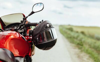 Qué tipo de motos puedo conducir con el carnet de coche