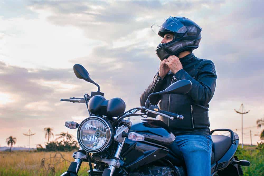 Cómo elegir el casco de moto perfecto